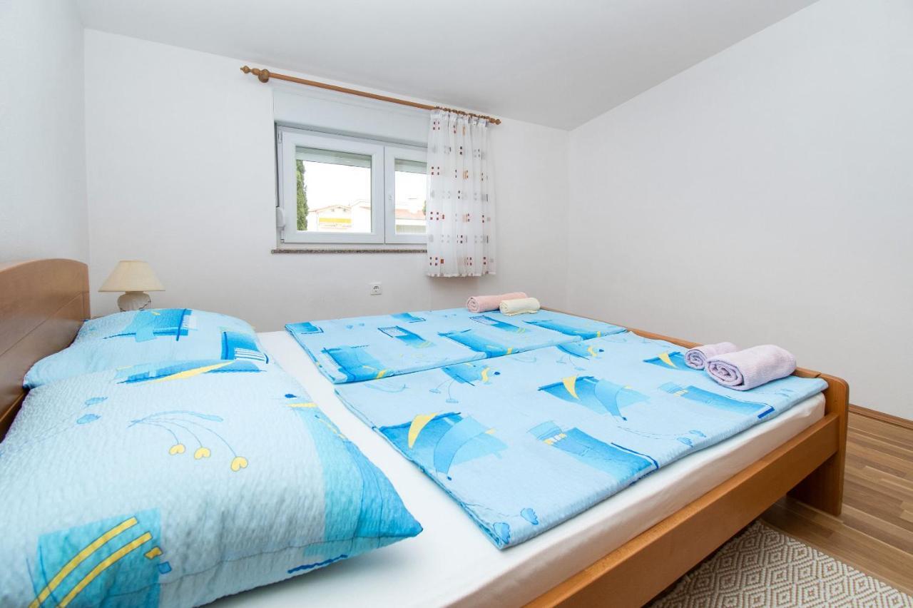 Apartment Tommy Привлака Екстер'єр фото